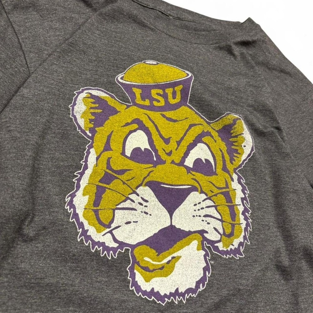 LSU Tigers grey long sleeve shirt Size L
